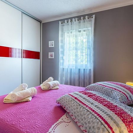 Apartman Laura 茨雷斯 外观 照片