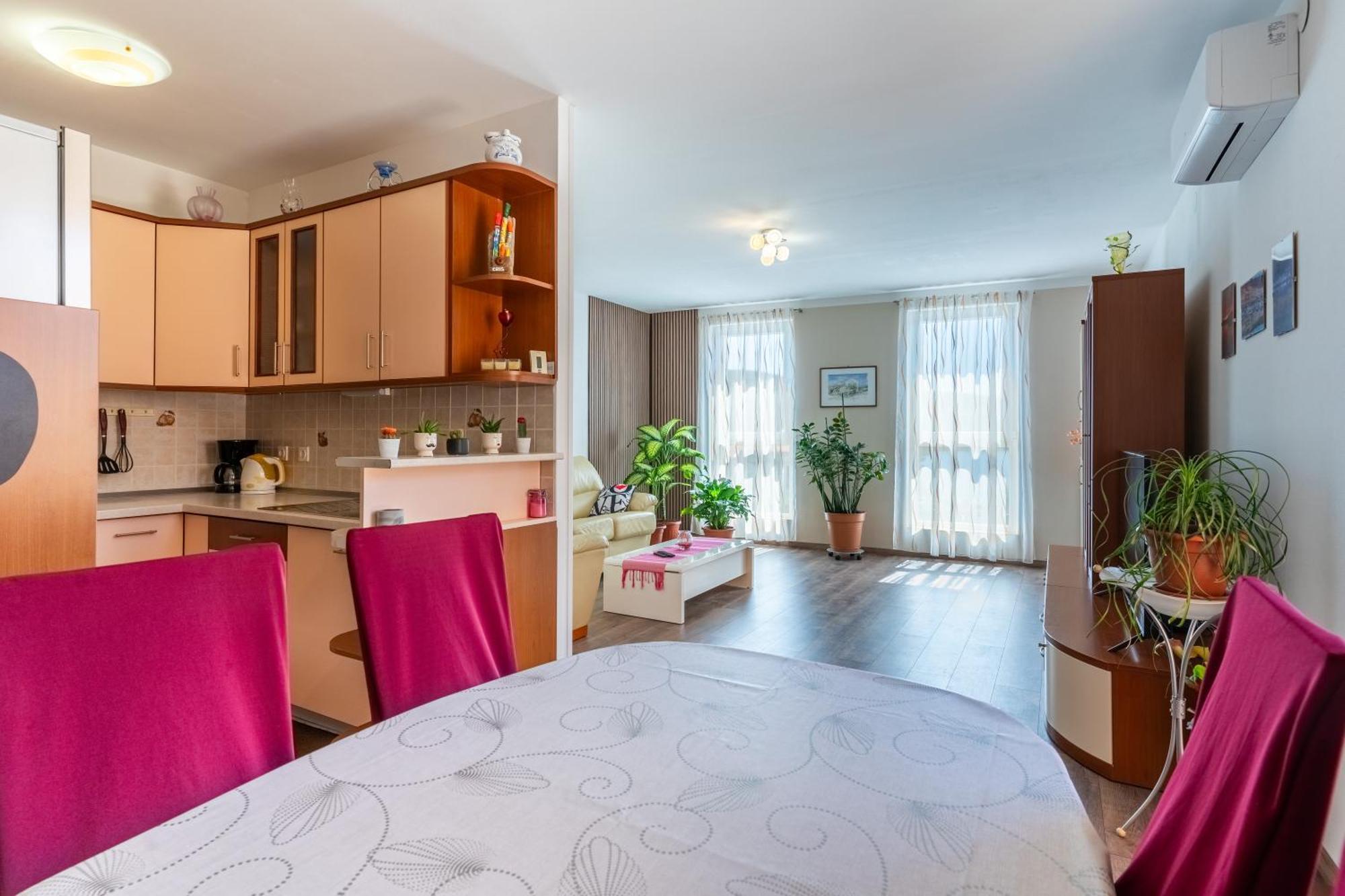 Apartman Laura 茨雷斯 外观 照片